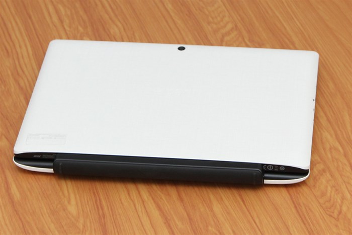 Laptop Acer Aspire SW3 013 13PG Z3735F/2GB/500G/Win8.1 Màu Trắng