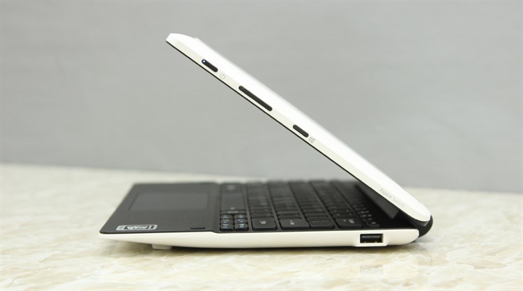 Laptop Acer Aspire SW3 013 13PG Z3735F/2GB/500G/Win8.1