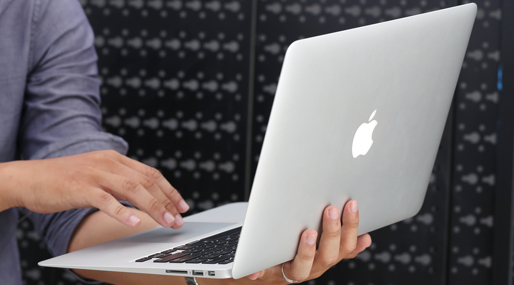 Laptop Apple Macbook Air MMGF2ZP/A i5 1.6GHz/8GB/128GB (2015) Màu Bạc
