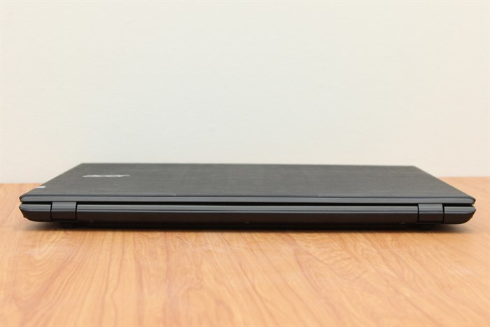 Laptop Acer Aspire E5 573 i3 5005U/4GB/500GB/Win 10 Màu Xám