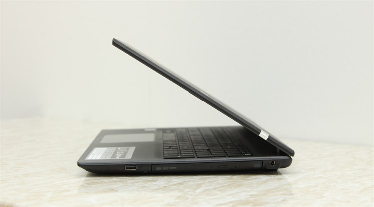 Laptop Acer Aspire E5 573 i3 5005U/4GB/500GB/Win 10 Màu Xám