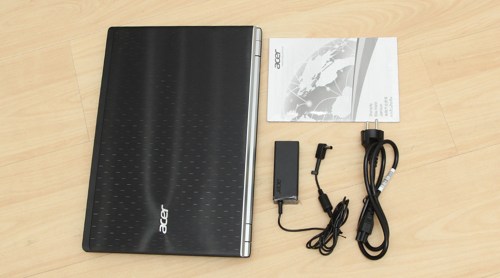 Bộ sản phẩm gồm: Dây nguồn, Sách hướng dẫn, Thùng máy, Adapter sạc