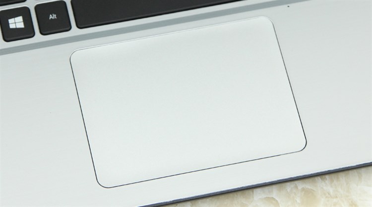 Laptop Acer V3 574 i3 5005U/4GB/500GB/Win10 Màu Đen