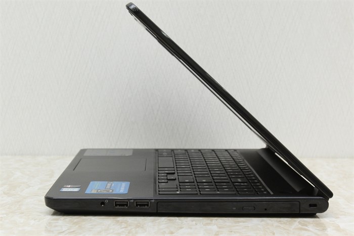 Laptop Dell Vostro 3559 i5 6200U/4GB/500GB/2GB M315/Win10 Màu Đen