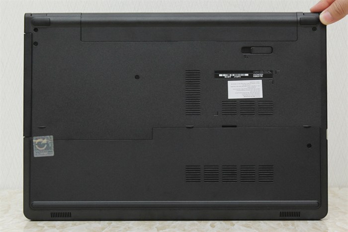 Laptop Dell Vostro 3559 i5 6200U/4GB/500GB/2GB M315/Win10 Màu Đen