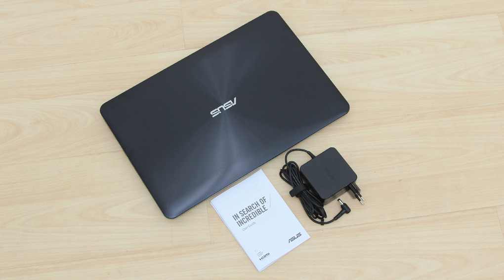 Bộ sản phẩm gồm: Sách hướng dẫn, Thùng máy, Adapter sạc