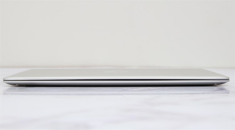 Laptop HP Envy 13 d020TU i5 6200U/4GB/128GB/Win10