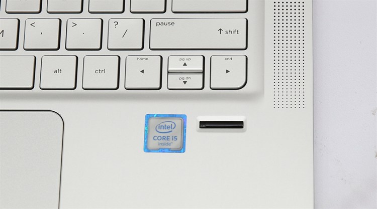 Laptop HP Envy 13 d020TU i5 6200U/4GB/128GB/Win10