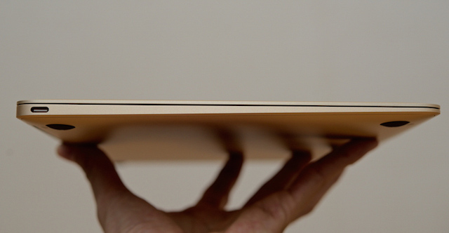Apple Macbook 12 inch MLHE2 - Điều này giúp cho sản phẩm thật tinh tế, gọn nhẹ Apple Macbook 12 inch MLHE2 - Điều này giúp cho sản phẩm thật tinh tế, gọn nhẹ