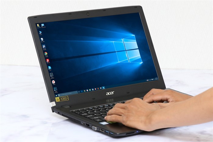 Laptop Acer Aspire E5 575G i3 6100U/4GB/500GB/2GB 940M/Win10/(NX.GDWSV.003) Màu Đen