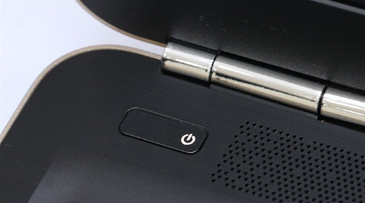 Laptop HP Pavilion 15 AU072TX i7 6500U/4GB/1TB/4GB 940MX/Win10