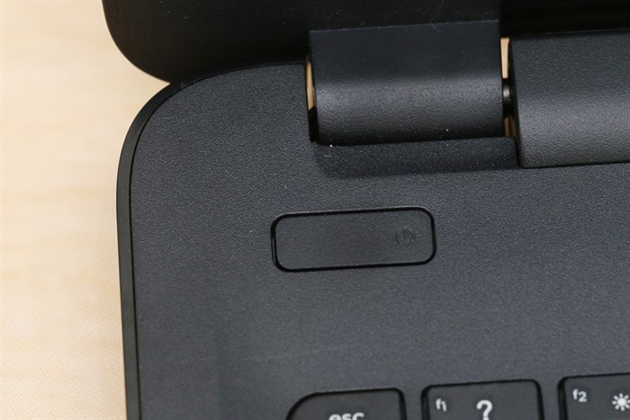 Laptop HP 15 ay038TU i3 5005U/4GB/500GB/Win10 Màu Đen