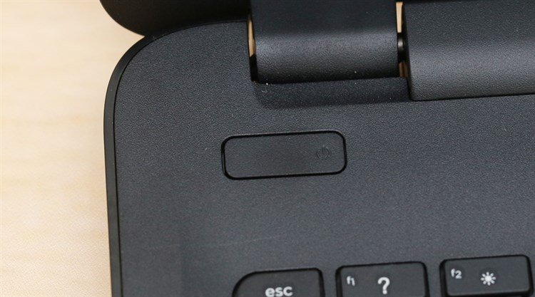 Laptop HP 15 ay038TU i3 5005U/4GB/500GB/Win10 Màu Đen