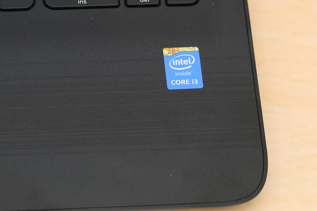 HP 15 ay038TU i3 5005U/4GB/500GB/Win10 - 13