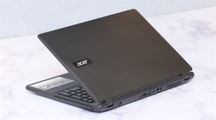 Laptop Acer ES1 531 N3710/4GB/500GB/Win10/KhôngDVD Màu Đen