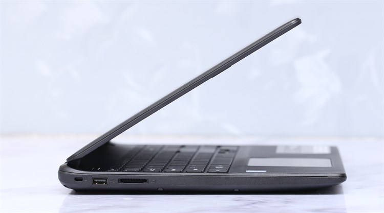 Laptop Acer ES1 531 N3710/4GB/500GB/Win10/KhôngDVD Màu Đen