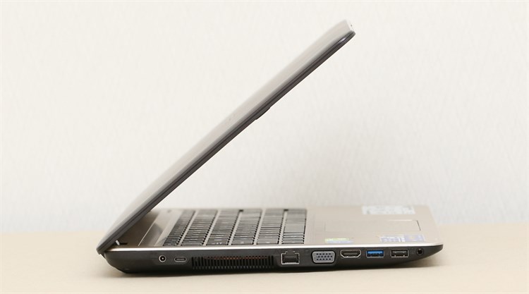 Laptop Asus A540LJ i3 5005U/4GB/500GB/2GB 920M/Win10 Màu Đen