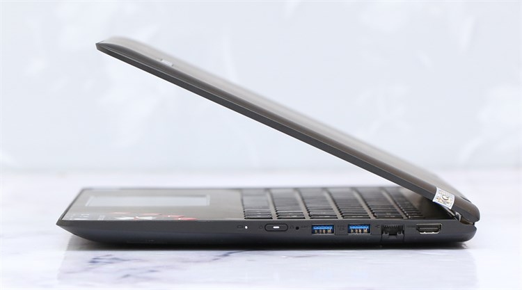 Laptop Lenovo Yoga 500 i5 6200U/4GB/500GB/W10 Màu Đen