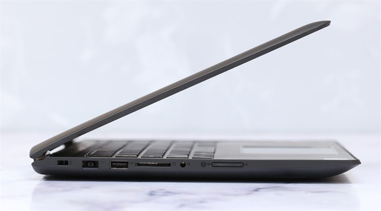 Laptop Lenovo Yoga 500 i5 6200U/4GB/500GB/W10 Màu Đen