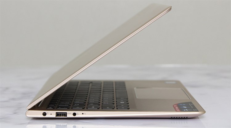 Laptop Lenovo IdeaPad 710S 13ISK i5 6200U/4GB/256GB/Win10 Màu Vàng đồng