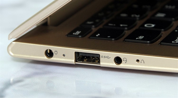 Laptop Lenovo IdeaPad 710S 13ISK i5 6200U/4GB/256GB/Win10 Màu Vàng đồng