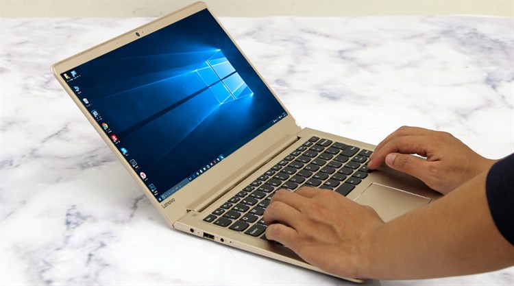 Laptop Lenovo IdeaPad 710S 13ISK i5 6200U/4GB/256GB/Win10 Màu Vàng đồng
