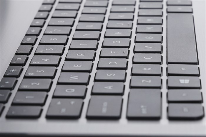 Laptop HP 15 ay072TU N3710/4GB/500GB/Win10/(X3B54PA) Màu Bạc