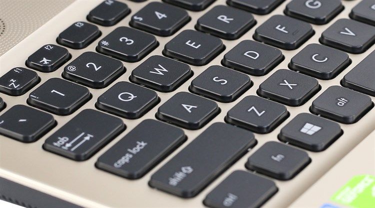 Laptop Asus X541UV i5 6198U/4GB/500GB/2GB 920MX/Win10 Màu Đen