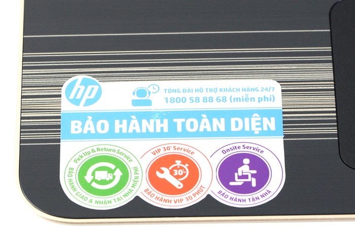 Laptop HP Pavilion 15 au067TX i5 6200U/4GB/500GB/2G 940MX/Win10/(X3C16PA) Màu Vàng đồng