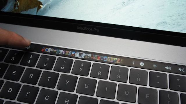 Touch Bar và Touch ID