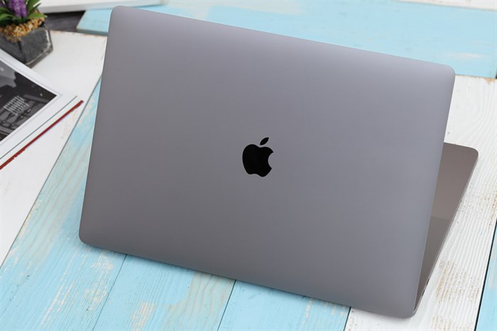Laptop Apple Macbook Pro Touch MLH32SA/A i7 2.6GHz/16GB/256GB (2016) Màu Xám