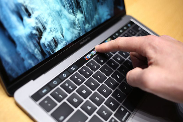 Tùy vào ứng dụng mà Touch Bar sẽ có các công dụng khác nhau