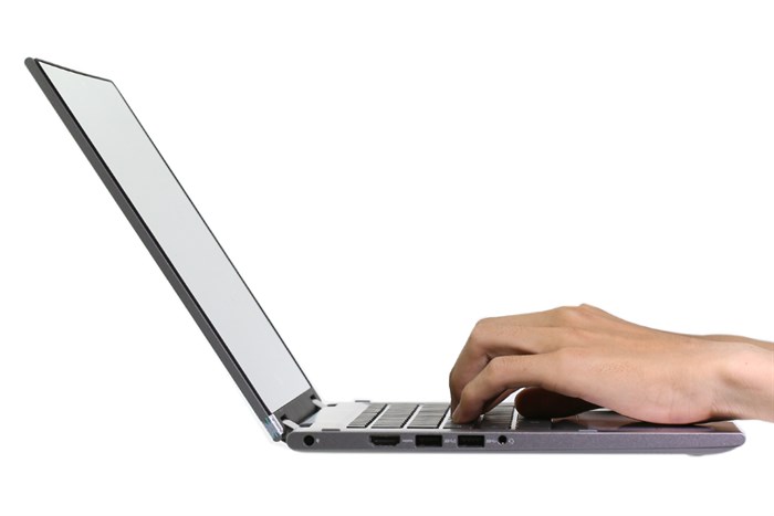 Laptop Dell Inspiron 5378 i5 7200U/4GB/128GB/Win10/(26W971) Màu Xám