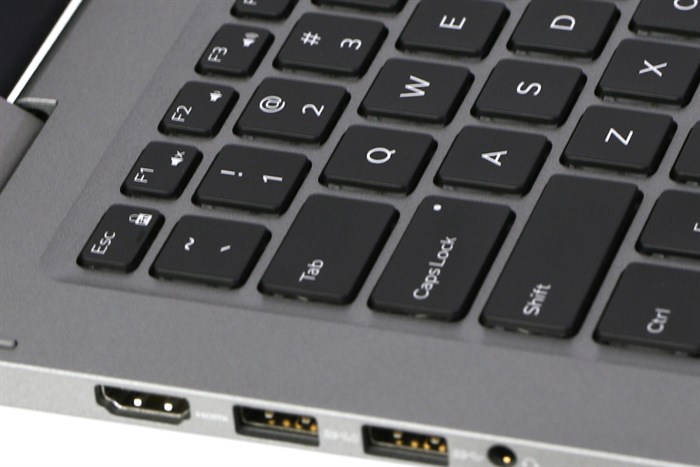 Laptop Dell Inspiron 5378 i5 7200U/4GB/128GB/Win10/(26W971) Màu Xám