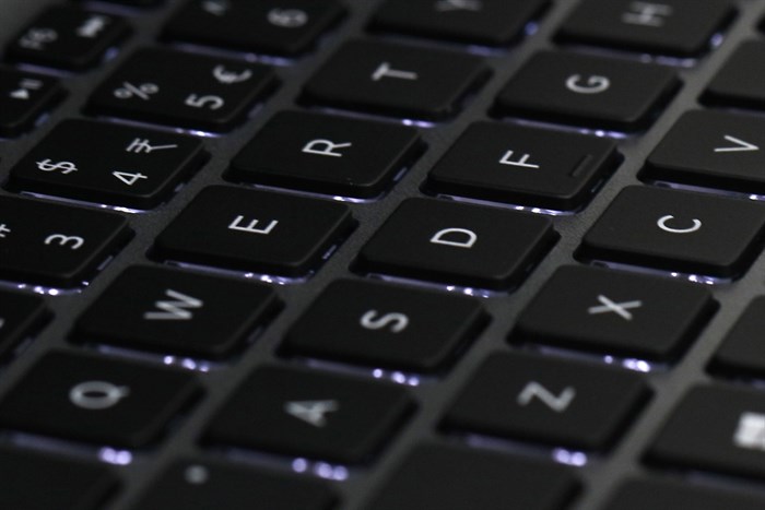 Laptop Dell Inspiron 5378 i5 7200U/4GB/128GB/Win10/(26W971) Màu Xám