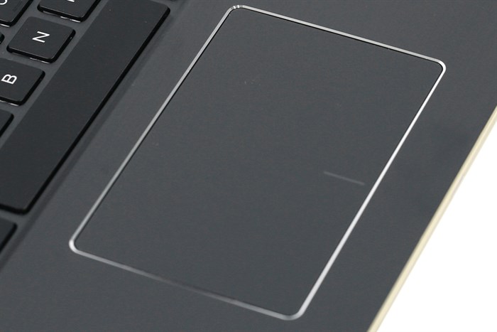 Laptop Dell Vostro 5468 i5 7200U/4GB/1TB/2GB 940MX/Win10/(P75G001) Màu Vàng đồng