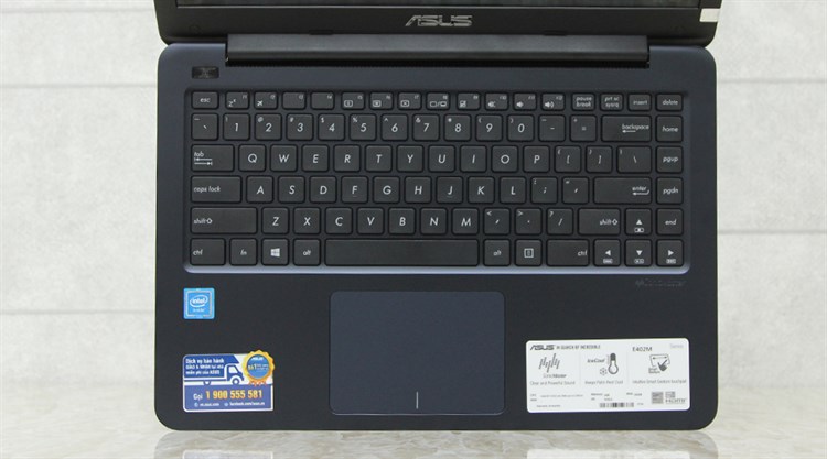Laptop Asus E402SA N3060/2GB/500GB/Win10/(WX251T)