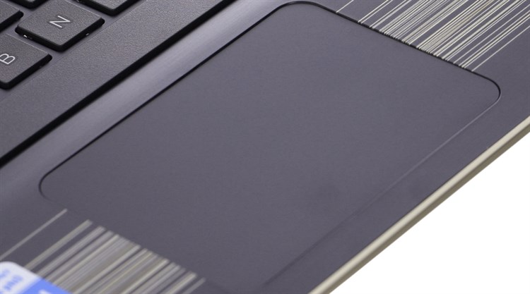 Laptop HP Pavilion x360 u103TU i3 7100U/4GB/500GB/Win10/(Y4F56PA)