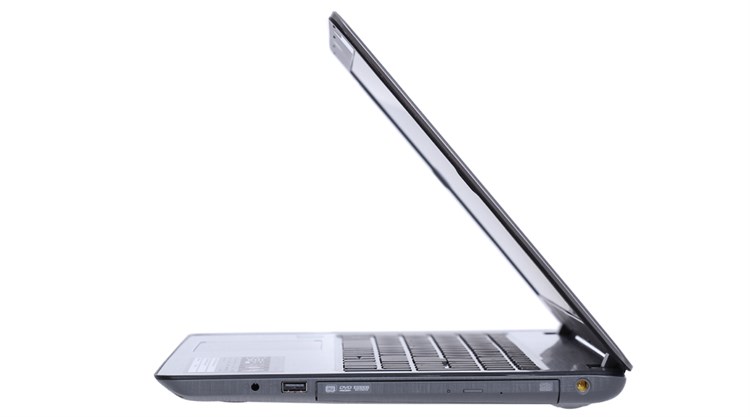 Laptop Acer Aspire F5 573G 55HV i5 7200U/4GB/500GB/2GB 940MX/Win10 Màu Bạc