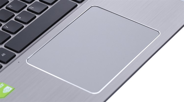 Laptop Acer Aspire F5 573G 55HV i5 7200U/4GB/500GB/2GB 940MX/Win10 Màu Bạc