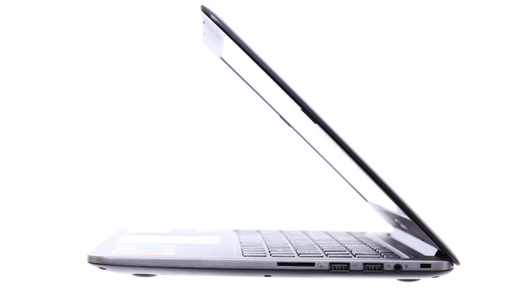 Laptop Asus K401UB i5 6200U/4GB/500GB/2GB GT940/Win10/(FR049T)