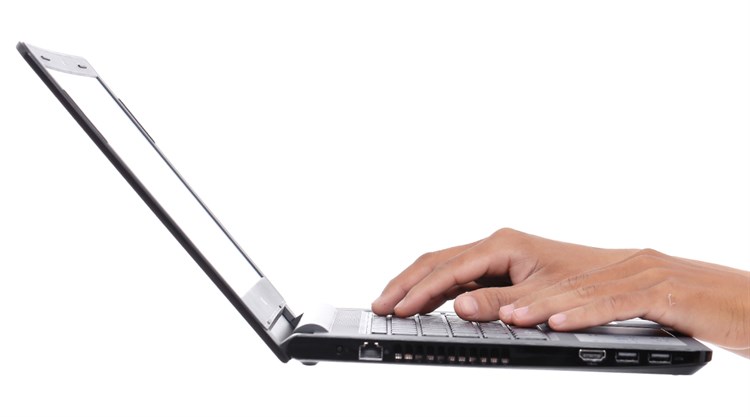 Laptop Dell Inspiron 3467 i5 7200U/4GB/1TB/Win10/(C4I5107W) Màu Đen