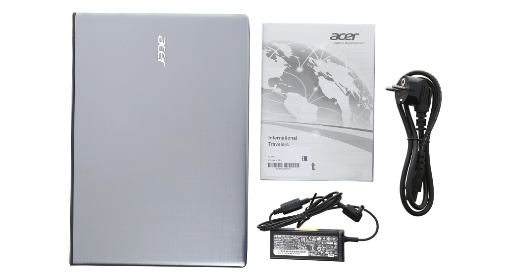 Bộ sản phẩm gồm: Dây nguồn, Sách hướng dẫn, Thùng máy, Adapter sạc