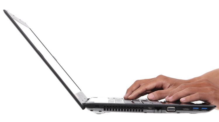 Laptop Acer Aspire E5 575 32AB i3 7100U/4GB/500GB/Win10/(NX.GE6SV.006) Màu Đen