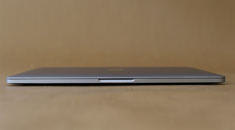 Laptop Apple Macbook Pro Touch MLW72SA/A i7 2.6GHz/16GB/256GB (2016) Màu Bạc