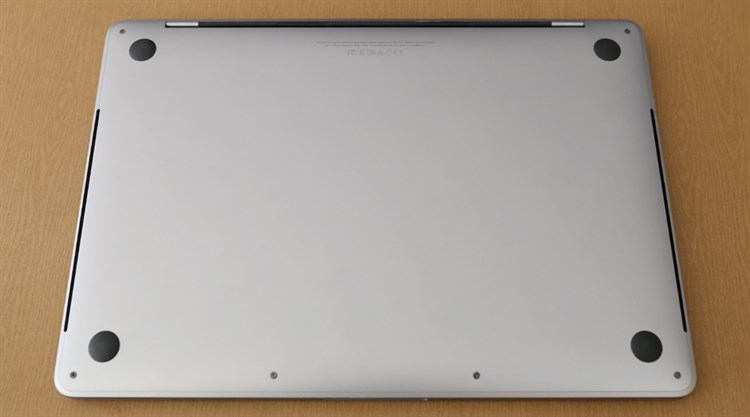 Laptop Apple Macbook Pro Touch MLW72SA/A i7 2.6GHz/16GB/256GB (2016) Màu Bạc