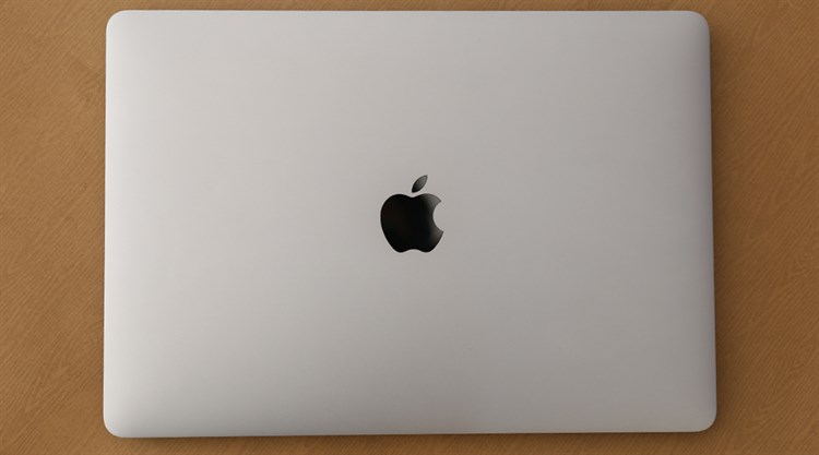 Laptop Apple Macbook Pro Touch MLW72SA/A i7 2.6GHz/16GB/256GB (2016) Màu Bạc