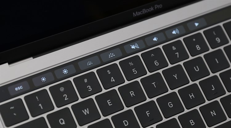 Laptop Apple Macbook Pro Touch MLW72SA/A i7 2.6GHz/16GB/256GB (2016) Màu Bạc