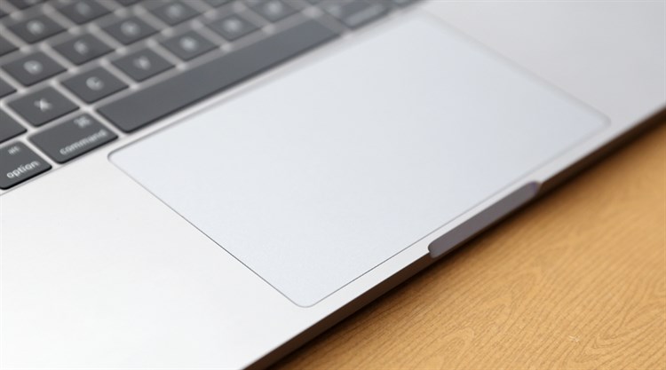 Laptop Apple Macbook Pro Touch MLW72SA/A i7 2.6GHz/16GB/256GB (2016) Màu Bạc