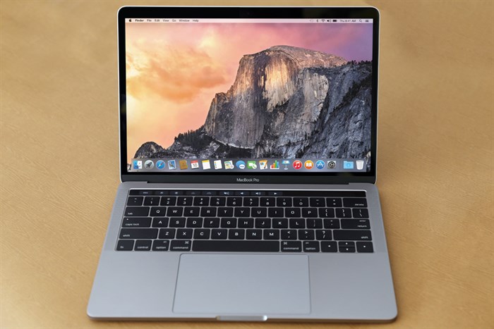 Laptop Apple Macbook Pro Touch MLW72SA/A i7 2.6GHz/16GB/256GB (2016) Màu Bạc